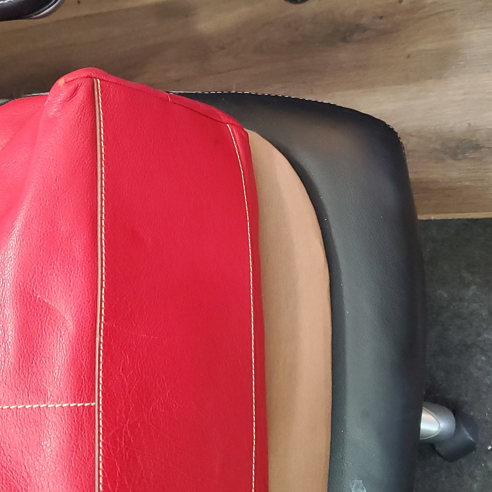 Dooney & Bourke Large Red Pebble Leather Hobo Dillen Pocket Sac - Picture 7 of 11